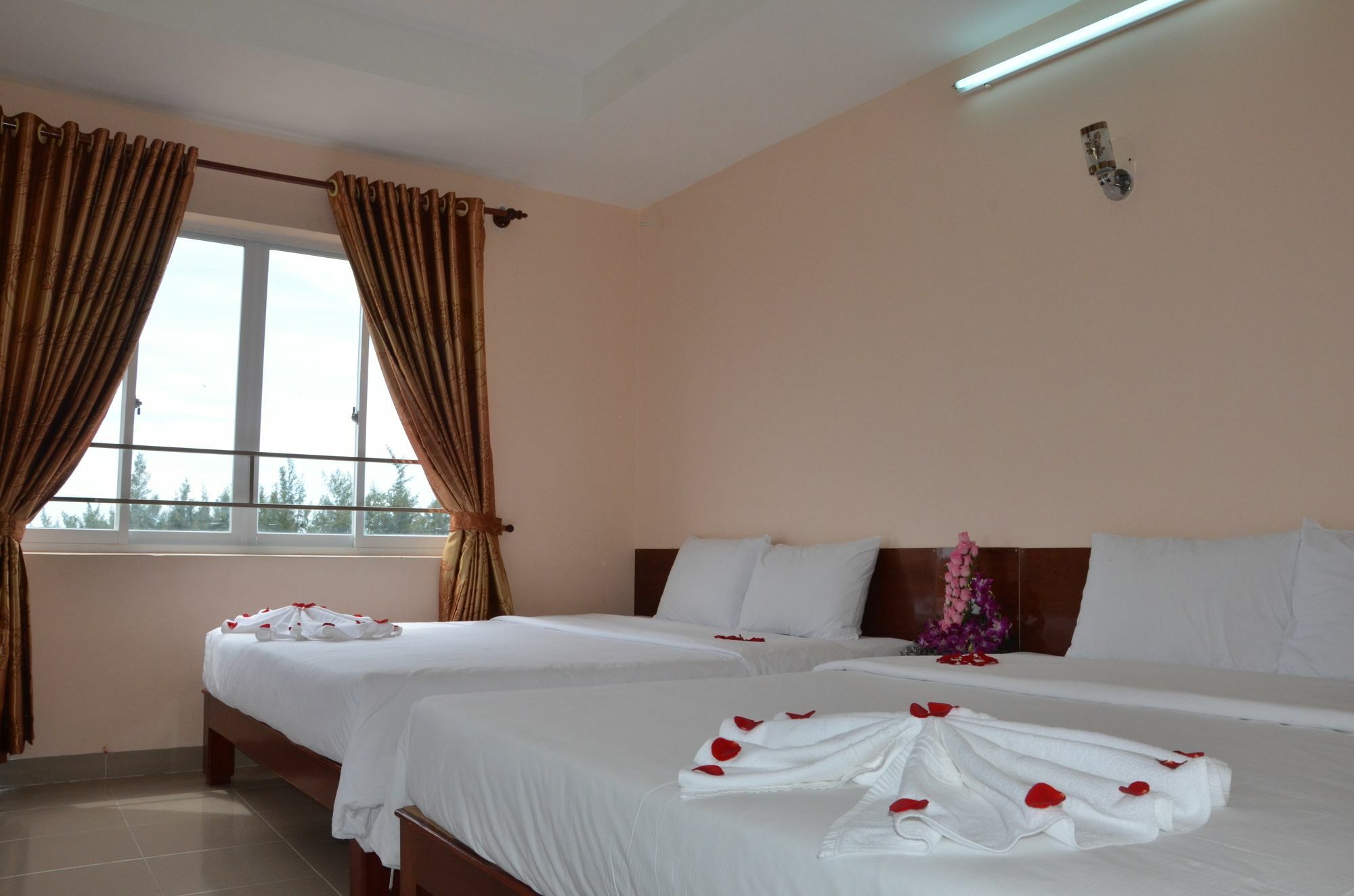 וונג טאו Ngoc Han Hotel By The Moment מראה חיצוני תמונה
